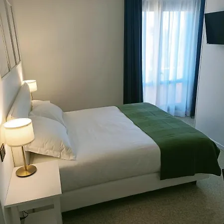 Casa Valcellina Ristorante מלון Montereale Valcellina