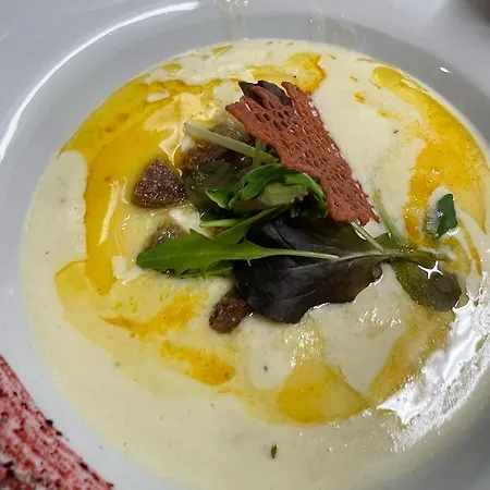 Casa Valcellina Ristorante מלון 3*