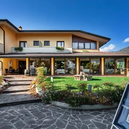 Casa Valcellina Ristorante מלון Montereale Valcellina