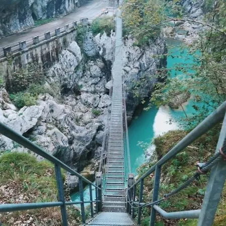 Casa Valcellina Ristorante מלון